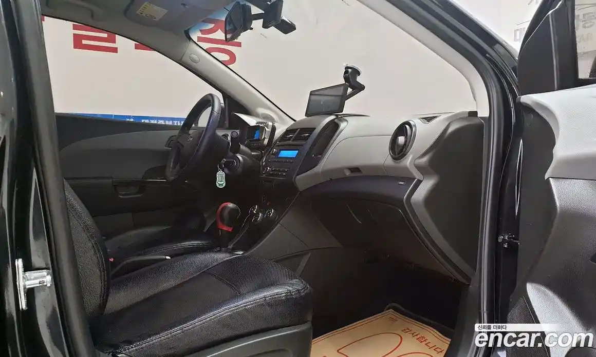 Chevrolet Aveo 2013 1.6 Автомат в Москве № 219672, фото 14