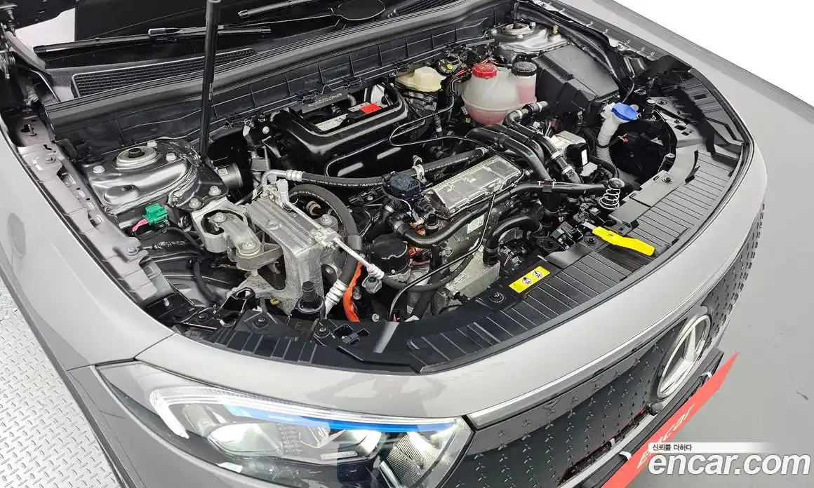 Mercedes-Benz EQB 2025 0.2 Автомат в Москве № 220891, фото 6