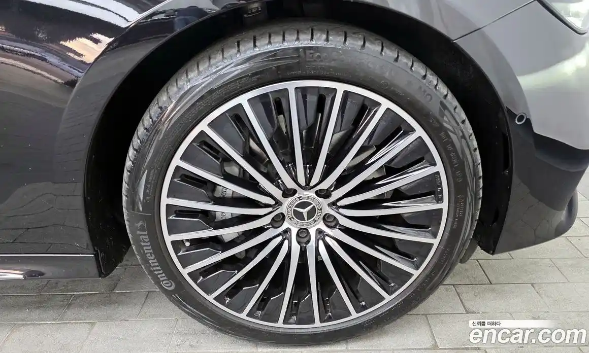 Mercedes-Benz E-Class 2024 3.0 Автомат в Москве № 222014, фото 9