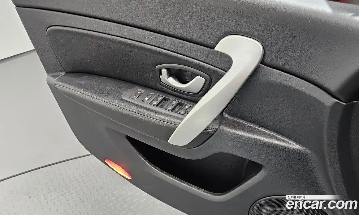 Renault SM5 2018 2.0 Автомат в Москве № 222687, фото 6