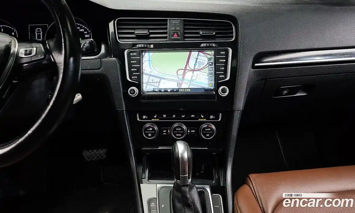 Volkswagen Golf 2015 2.0 Автомат в Москве № 224042, фото 4