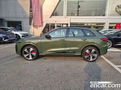 Audi Q5 2025 2.0 Автомат в Москве № 230231, миниатюра 5