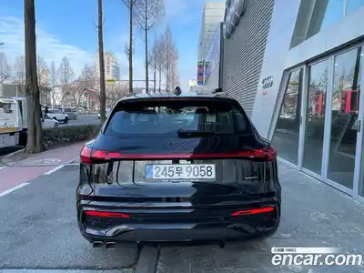 Audi Q5 2025 2.0 Автомат в Москве № 230235, миниатюра 5