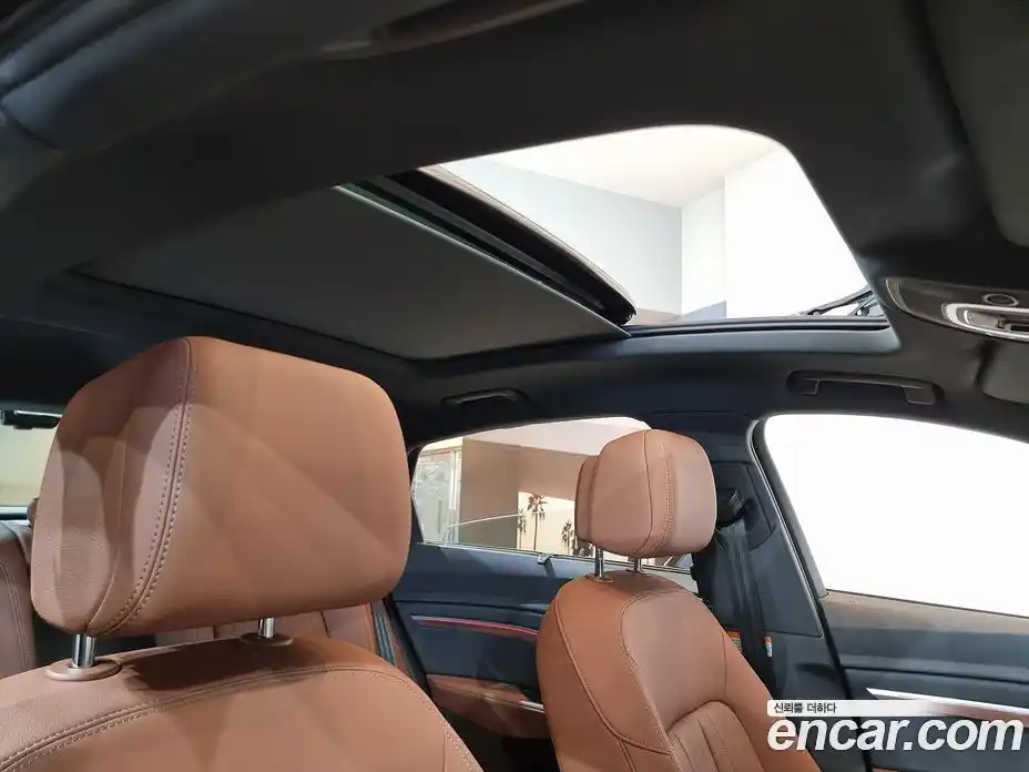 Audi Q8 e-tron 2024 0.2 Автомат в Москве № 230279, фото 13