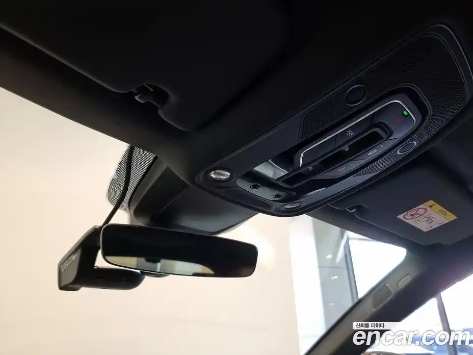 Audi Q8 e-tron 2024 0.2 Автомат в Москве № 230279, фото 18