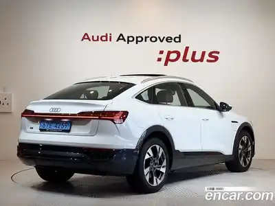 Audi Q8 e-tron 2024 0.2 Автомат в Москве № 230279, миниатюра 2