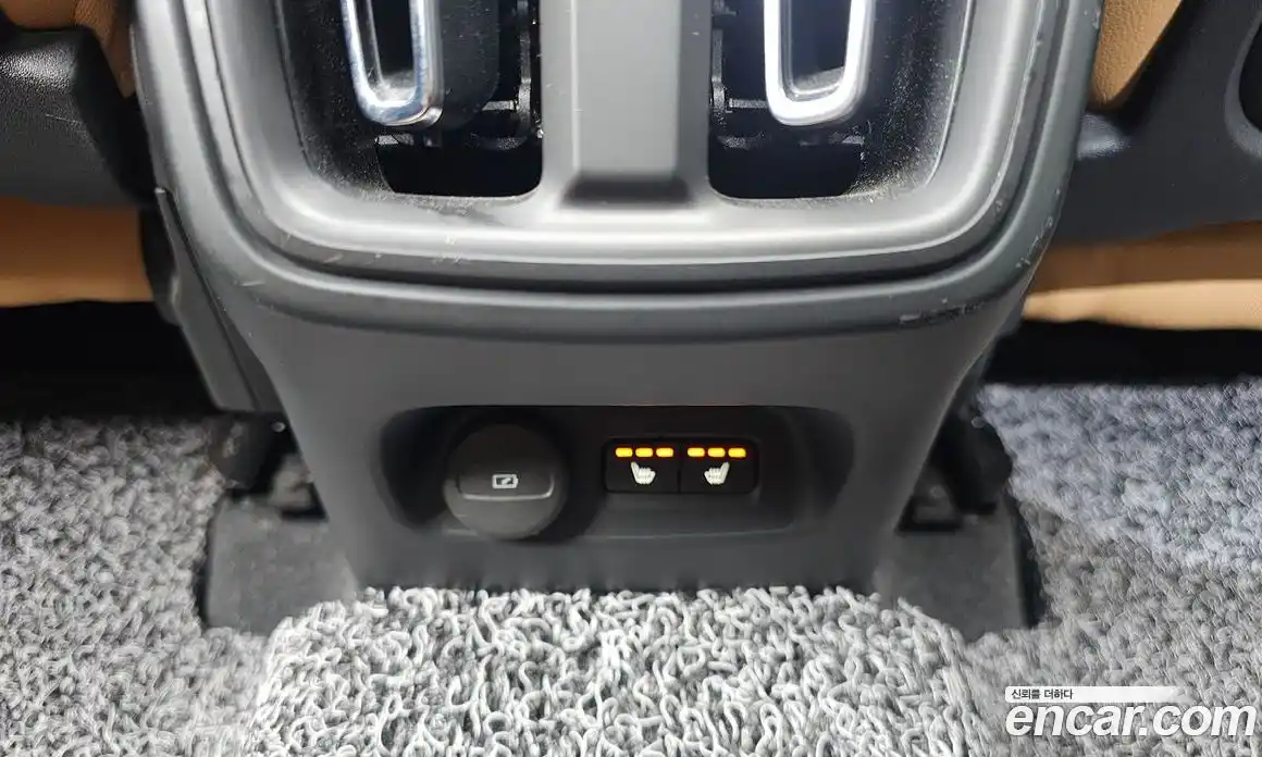 Volvo XC40 2022 2.0 Автомат в Москве № 230371, фото 18