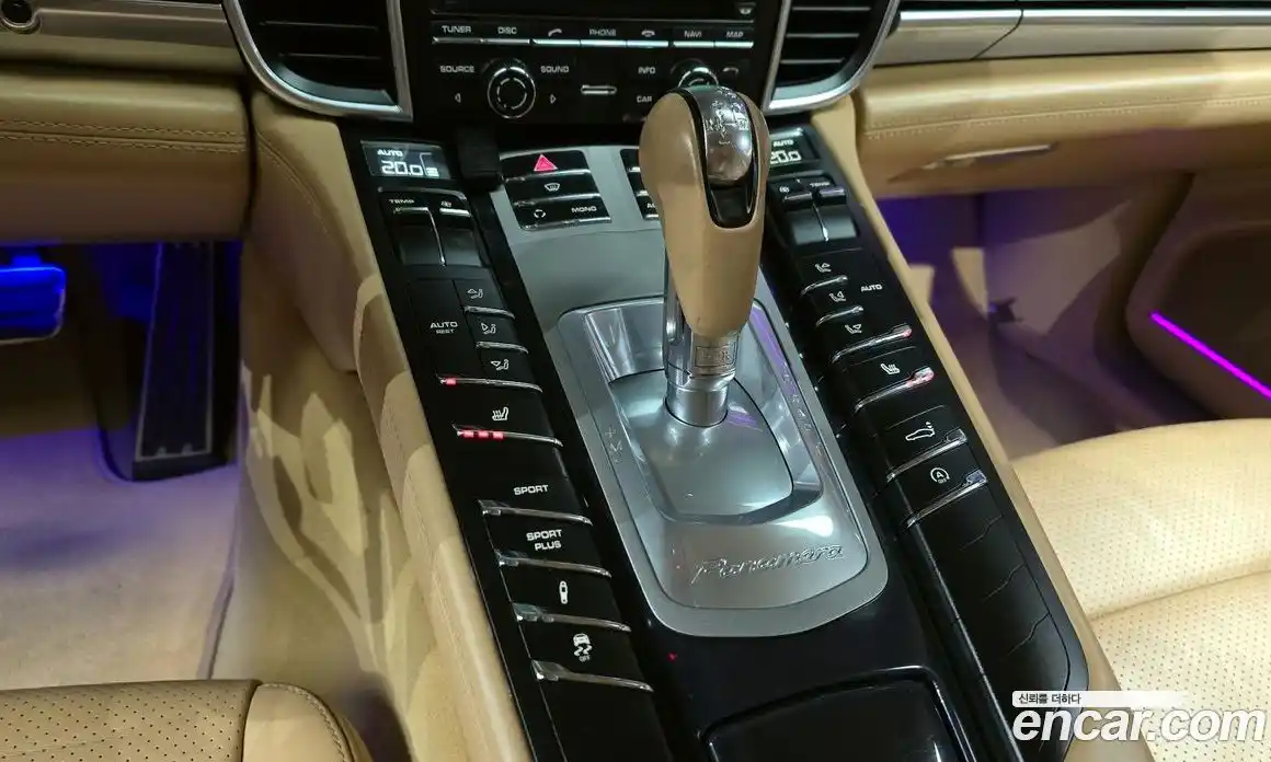 Porsche Panamera 2011 4.8 Автомат в Москве № 230994, фото 19