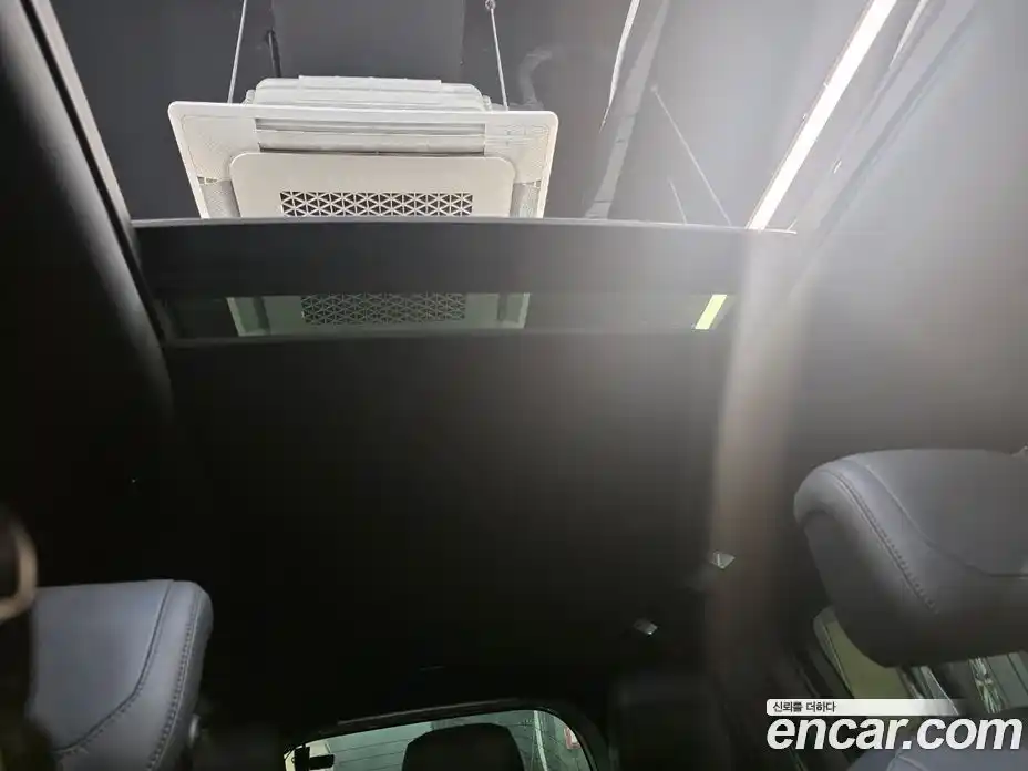 Land Rover Defender 2024 3.0 Автомат в Москве № 231329, фото 18