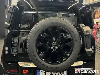 Land Rover Defender 2024 3.0 Автомат в Москве № 231329, миниатюра 6