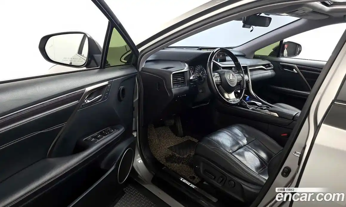 Lexus RX 2019 3.5 Автомат в Москве № 232031, фото 12