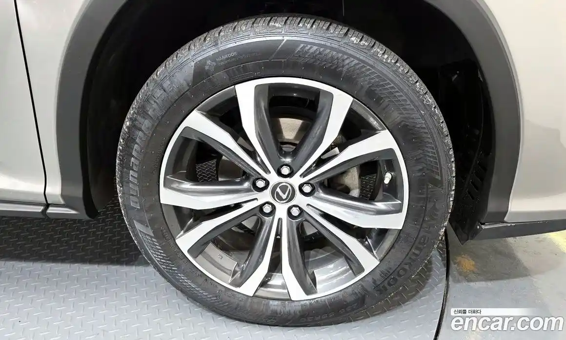 Lexus RX 2019 3.5 Автомат в Москве № 232031, фото 4