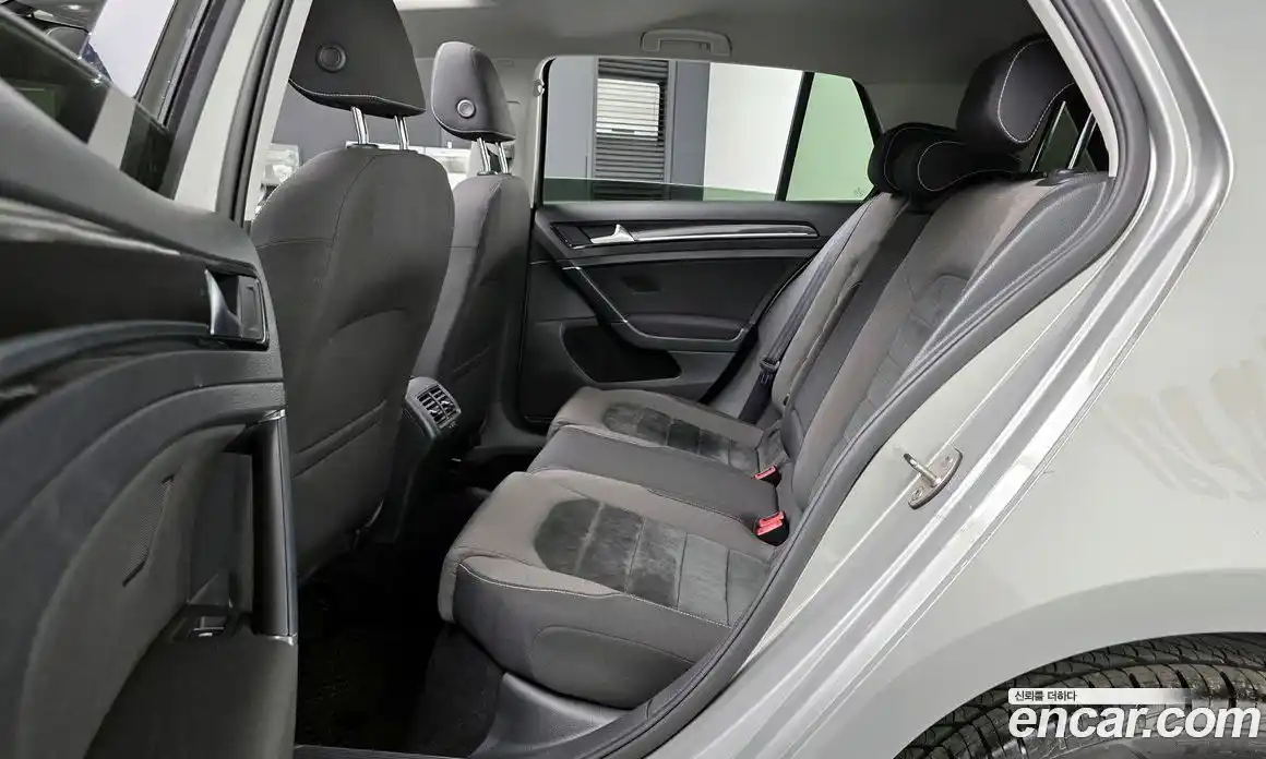 Volkswagen Golf 2014 2.0 Автомат в Москве № 232194, фото 17