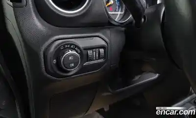 Jeep Wrangler 2020 2.0 Автомат в Москве № 232406, миниатюра 12