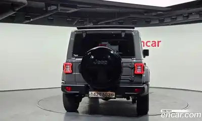 Jeep Wrangler 2020 2.0 Автомат в Москве № 232406, миниатюра 3