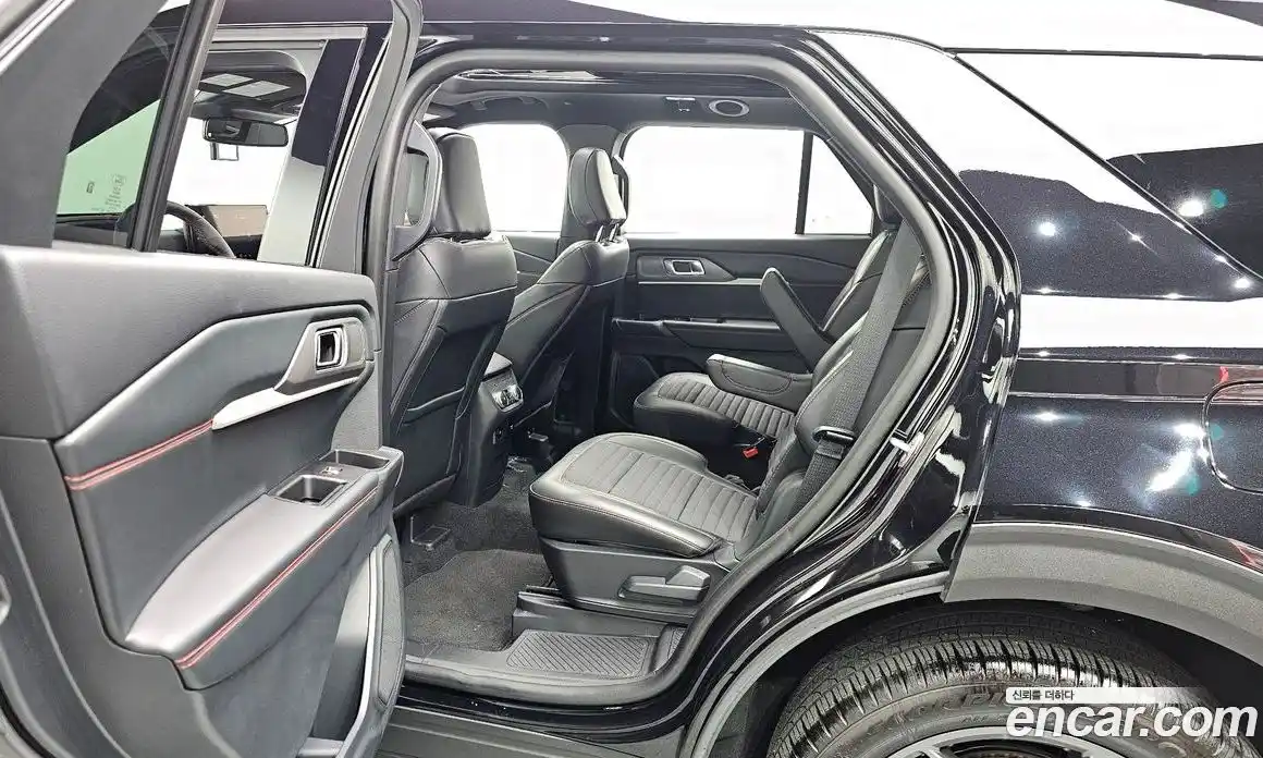 Ford Explorer 2025 2.3 Автомат в Москве № 233009, фото 13