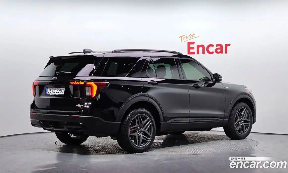 Ford Explorer 2025 2.3 Автомат в Москве № 233009, фото 14