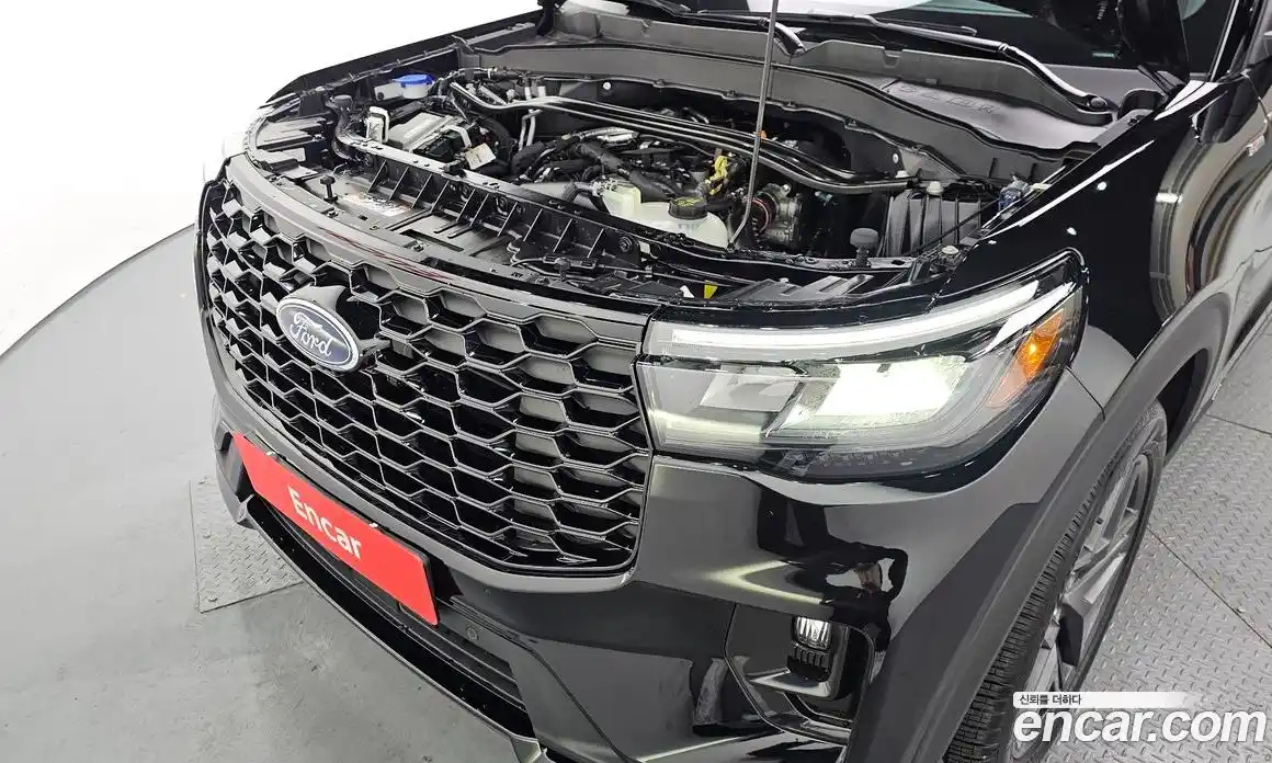 Ford Explorer 2025 2.3 Автомат в Москве № 233009, фото 9