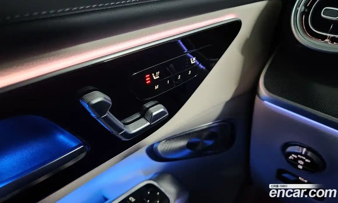 Mercedes-Benz GLC-Class 2025 2.0 Автомат в Москве № 238017, фото 17