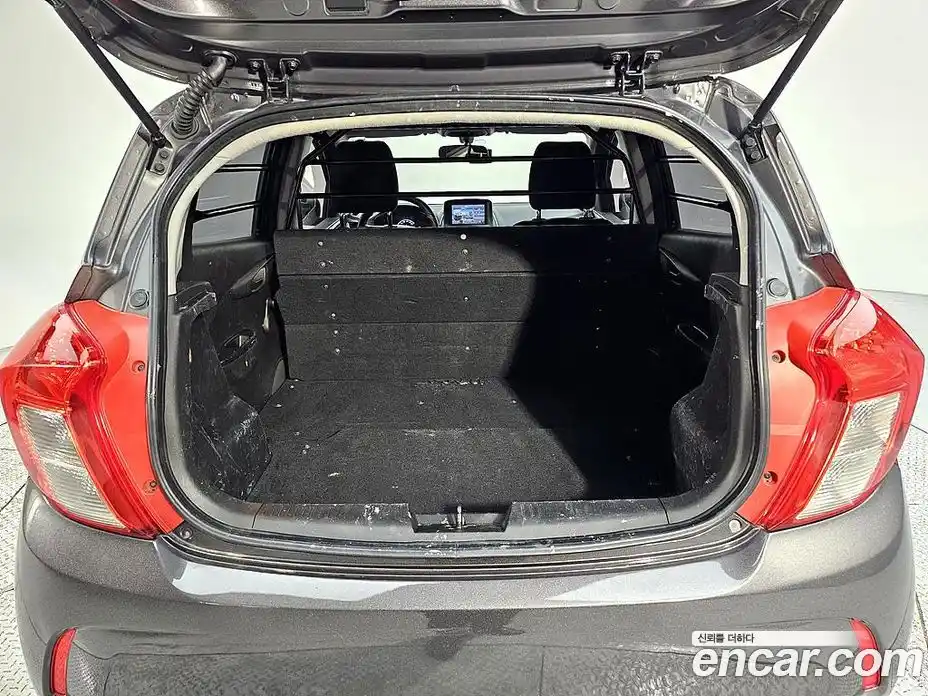 Chevrolet Spark 2016 1.0 Автомат в Москве № 240155, фото 18