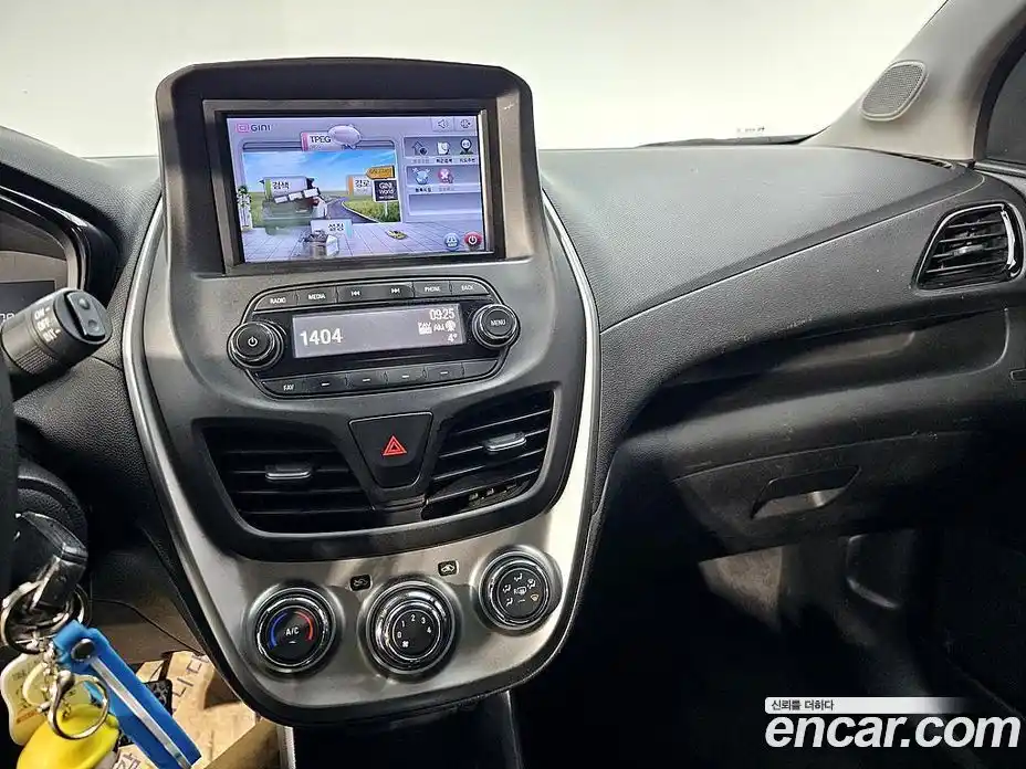 Chevrolet Spark 2016 1.0 Автомат в Москве № 240155, фото 9