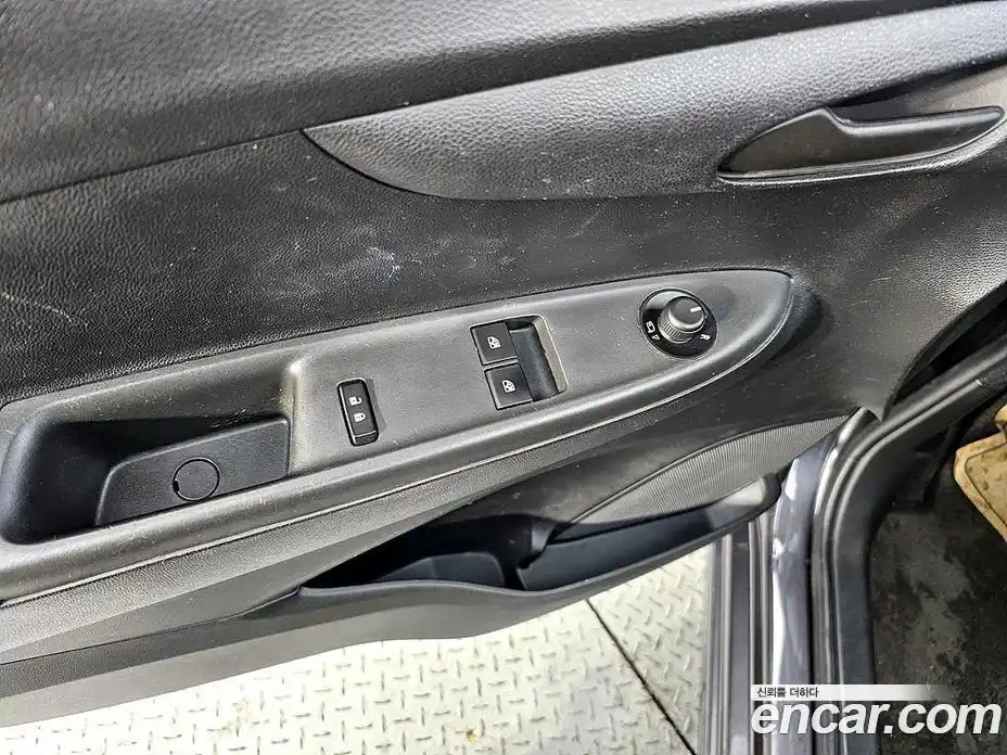 Chevrolet Spark 2016 1.0 Автомат в Москве № 240155, фото 10