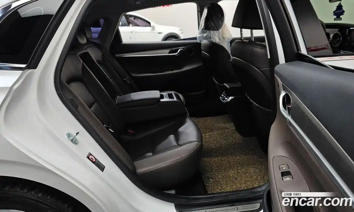 Hyundai Grandeur 2020 2.5 Автомат в Москве № 245739, фото 15