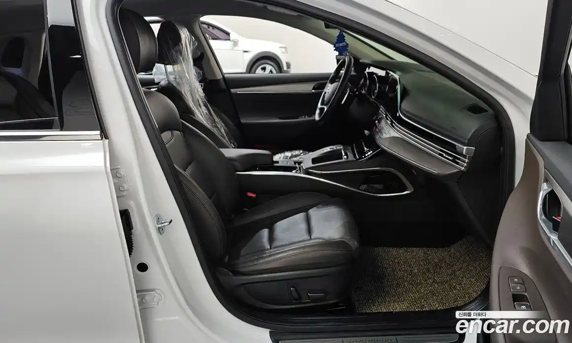 Hyundai Grandeur 2020 2.5 Автомат в Москве № 245739, фото 17