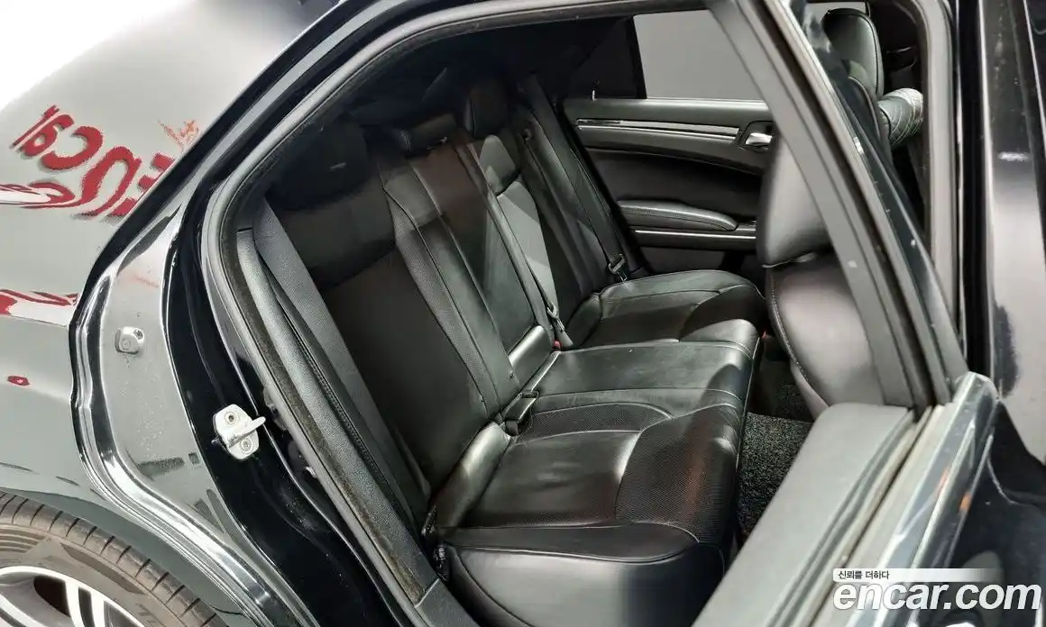 Chrysler 300C 2012 3.0 Автомат в Москве № 249102, фото 12