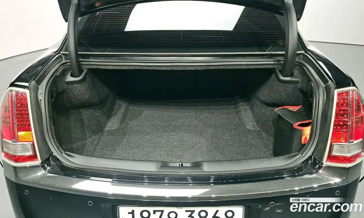 Chrysler 300C 2012 3.0 Автомат в Москве № 249102, фото 20