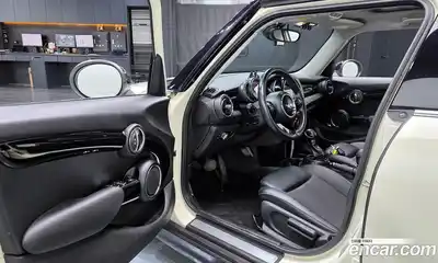 Mini Cooper 2015 1.5 Автомат в Москве № 253573, миниатюра 11