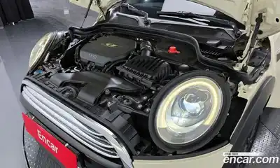 Mini Cooper 2015 1.5 Автомат в Москве № 253573, миниатюра 6