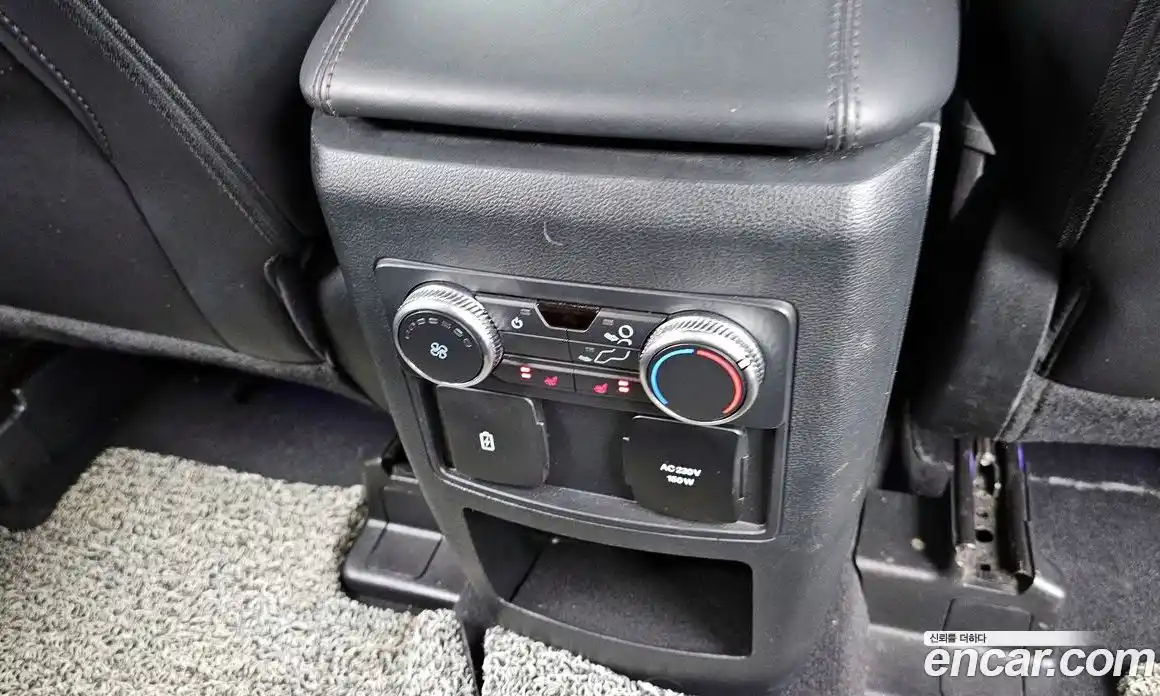 Ford Explorer 2021 3.0 Автомат в Москве № 255631, фото 6