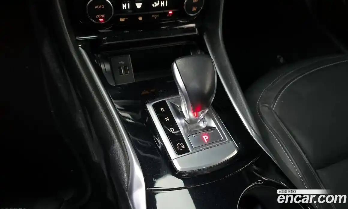 Infiniti QX30 2019 2.0 Автомат в Москве № 256147, фото 6