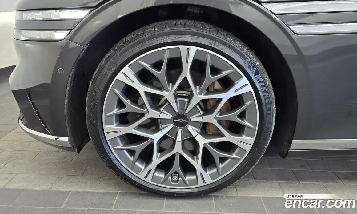 Genesis G90 2023 3.5 Автомат в Москве № 27016, фото 17