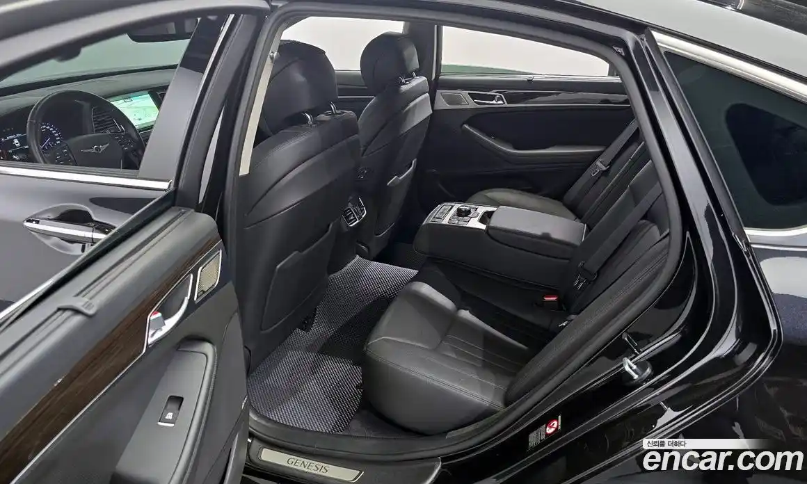 Genesis G80 2018 3.3 Автомат в Москве № 27738, фото 9