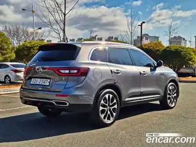 Renault QM6 2017 2.0 Автомат в Москве № 278046, миниатюра 3