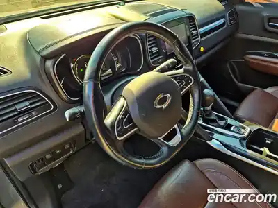 Renault QM6 2017 2.0 Автомат в Москве № 278046, миниатюра 9