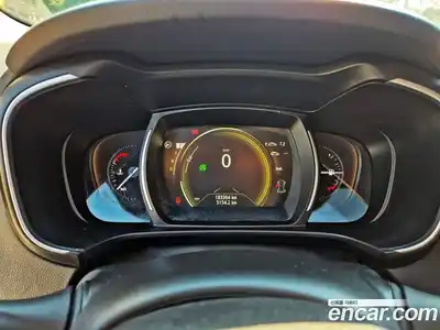 Renault QM6 2017 2.0 Автомат в Москве № 278046, миниатюра 10