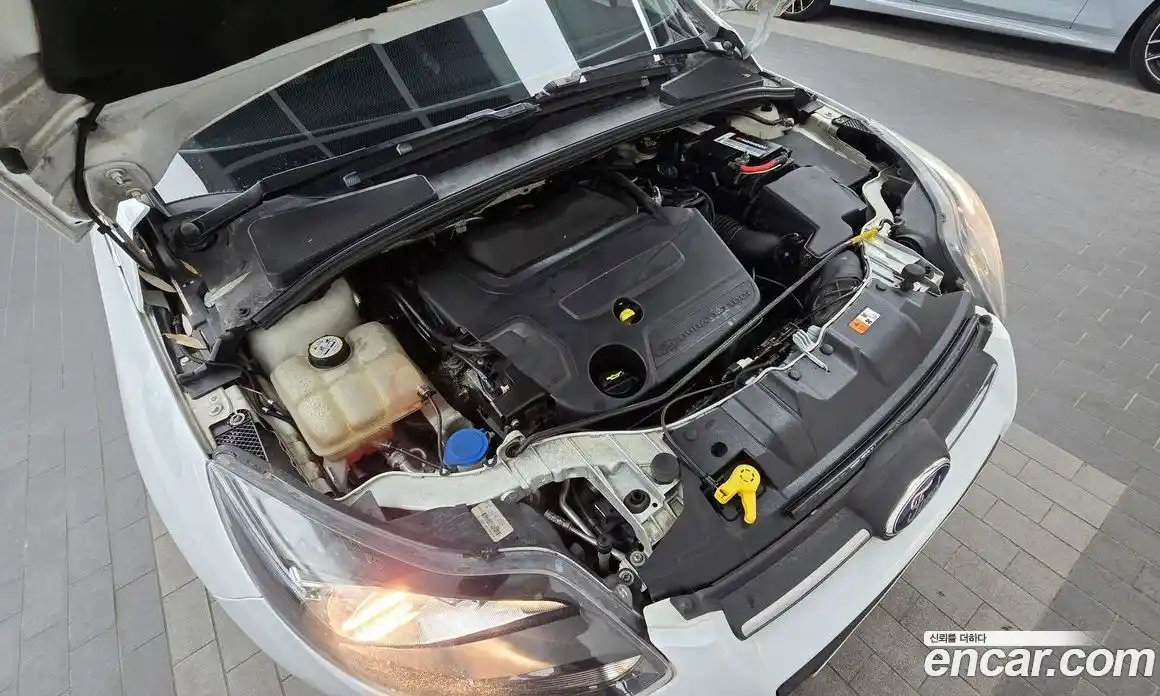 Ford Focus 2014 2.0 Автомат в Москве № 284026, фото 1