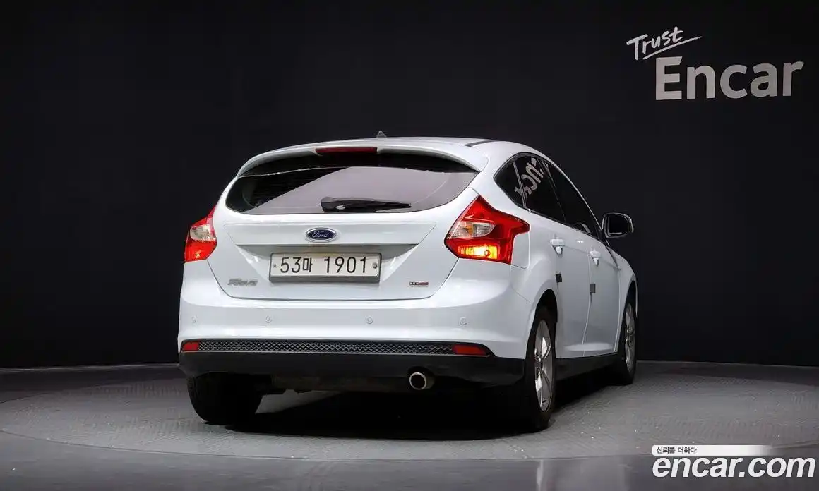 Ford Focus 2014 2.0 Автомат в Москве № 284026, фото 6