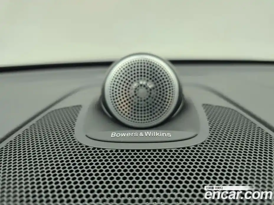 Volvo XC60 2023 2.0 Автомат в Москве № 293933, фото 11