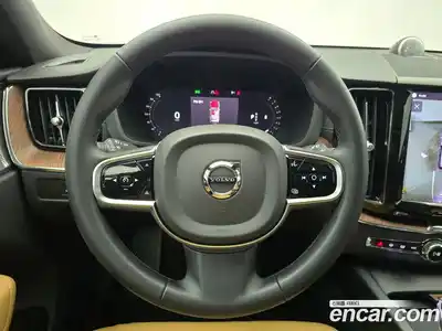 Volvo XC60 2023 2.0 Автомат в Москве № 293933, миниатюра 8