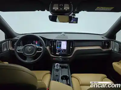 Volvo XC60 2023 2.0 Автомат в Москве № 293933, миниатюра 9