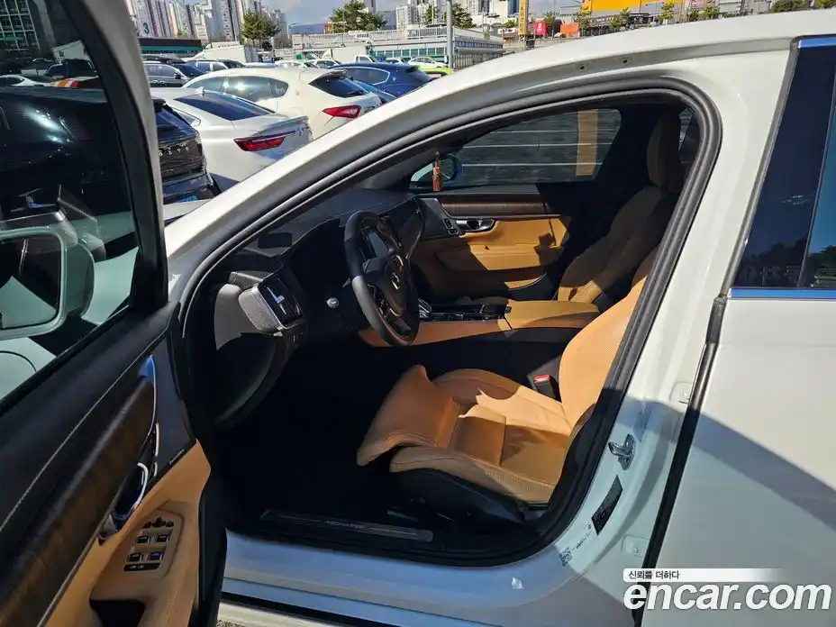 Volvo S90 2021 2.0 Автомат в Москве № 294029, фото 16