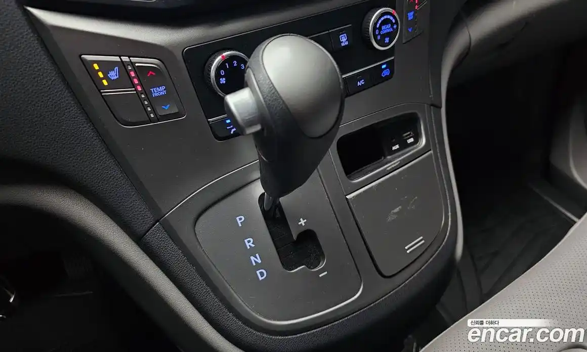 Hyundai Starex 2021 2.4 Автомат в Москве № 303887, фото 16