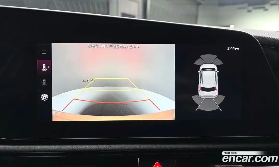 Kia Niro 2023 1.6 Автомат в Москве № 308387, фото 15