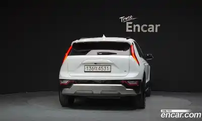 Kia Niro 2023 1.6 Автомат в Москве № 308387, миниатюра 4