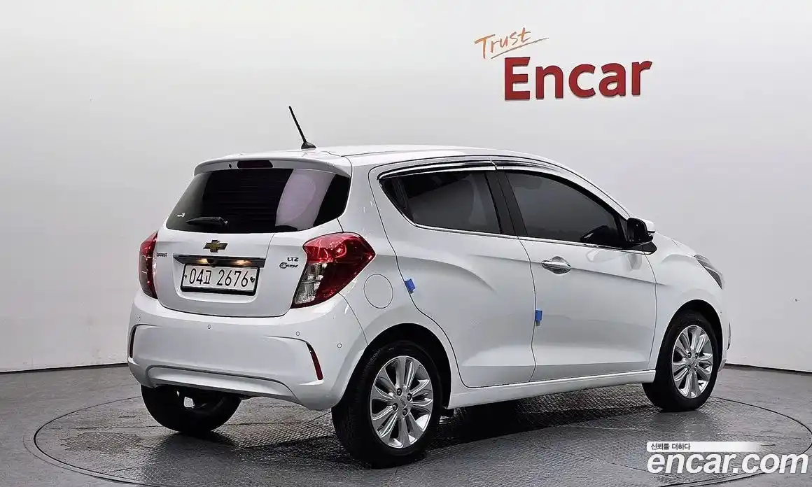 Chevrolet Spark 2018 1.0 Автомат в Москве № 314309, фото 19