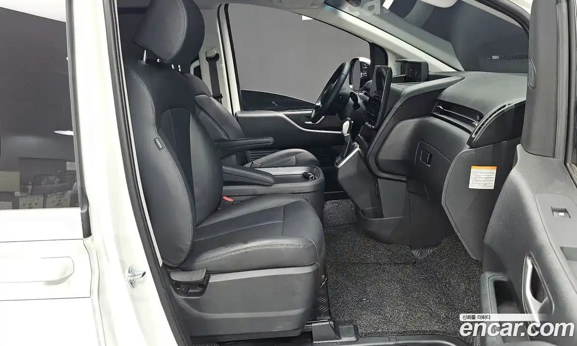 Hyundai Staria 2025 1.6 Автомат в Москве № 328006, фото 3